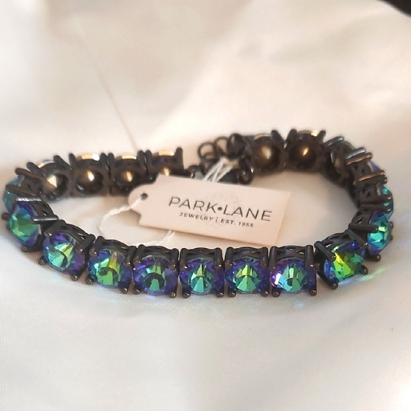 Park Lane North Pole Impression Bracelet NWT